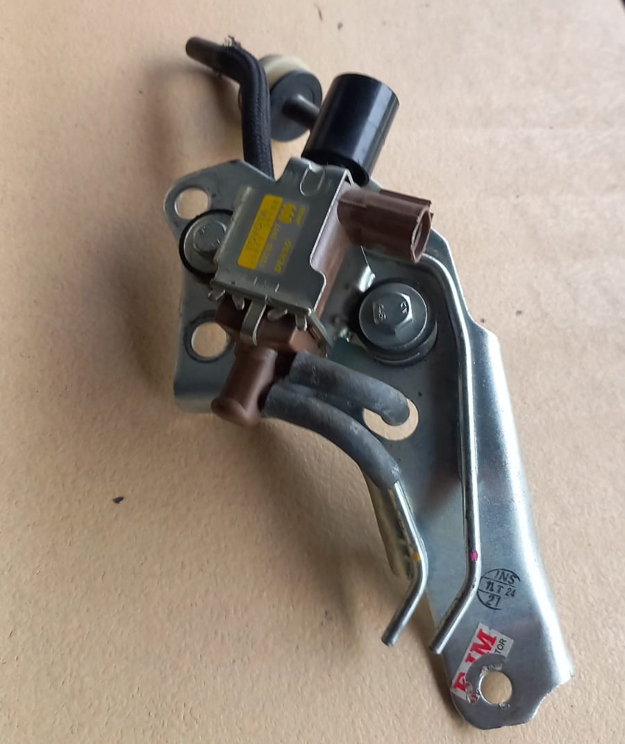 Vakum selenoid egr hillux 2015/16